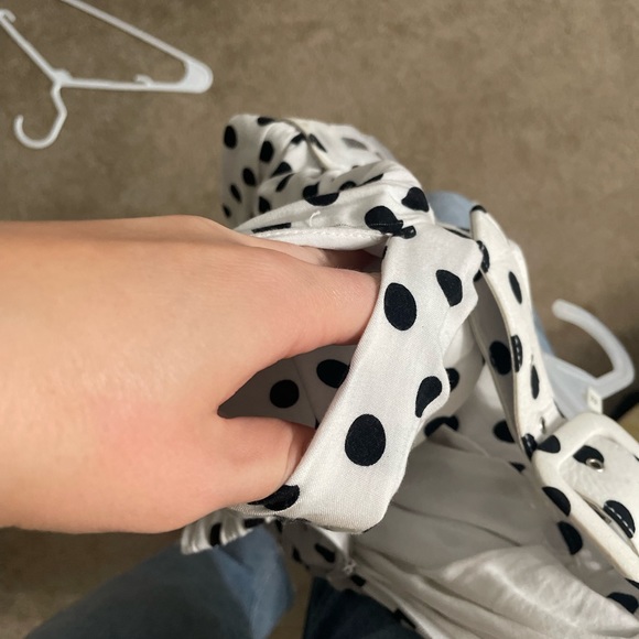 ModCloth white with black polka dot belted skirt, size medium - Picture 2 of 5